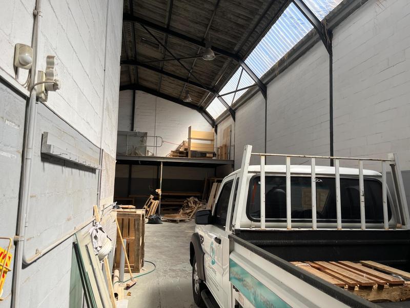 To Let Commercial Property for Rent in Montague Gardens Western Cape